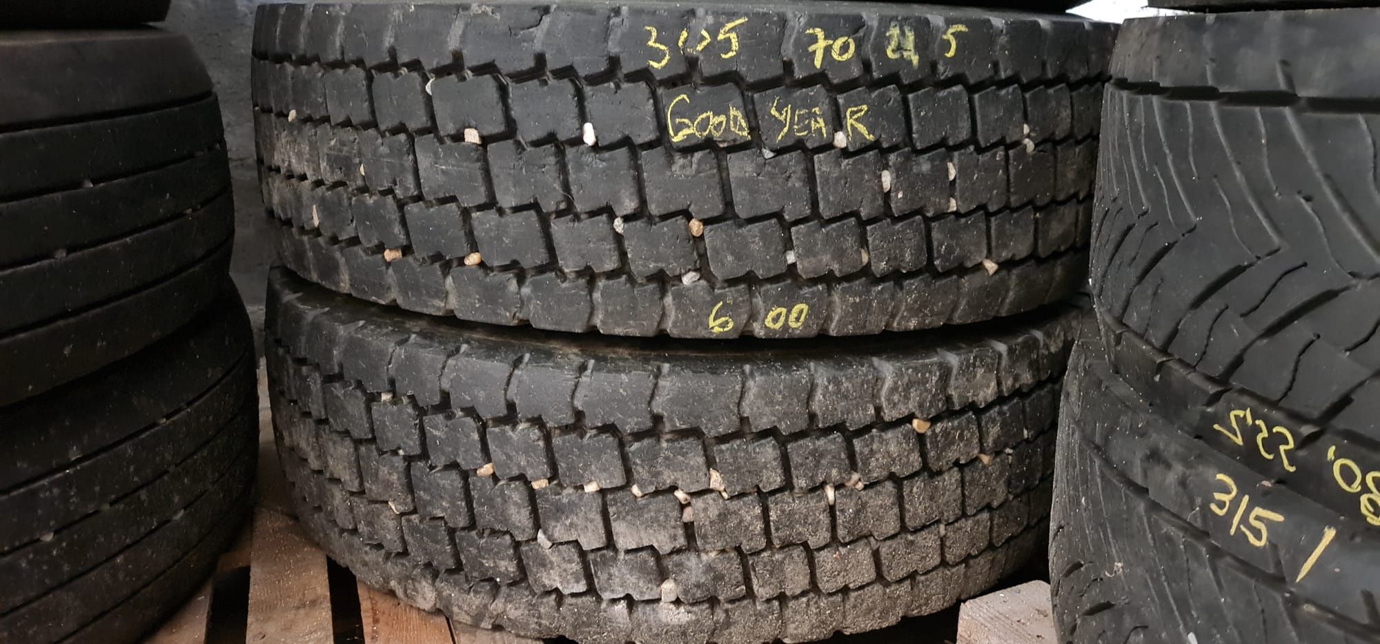 Anvelope 315 70 22.5 si 305 70 22.5