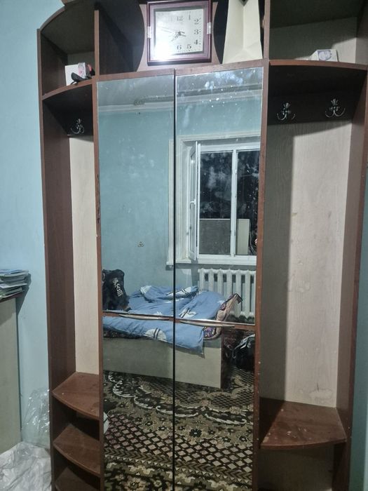 Продаю шкаф , прочный 800.000 сум