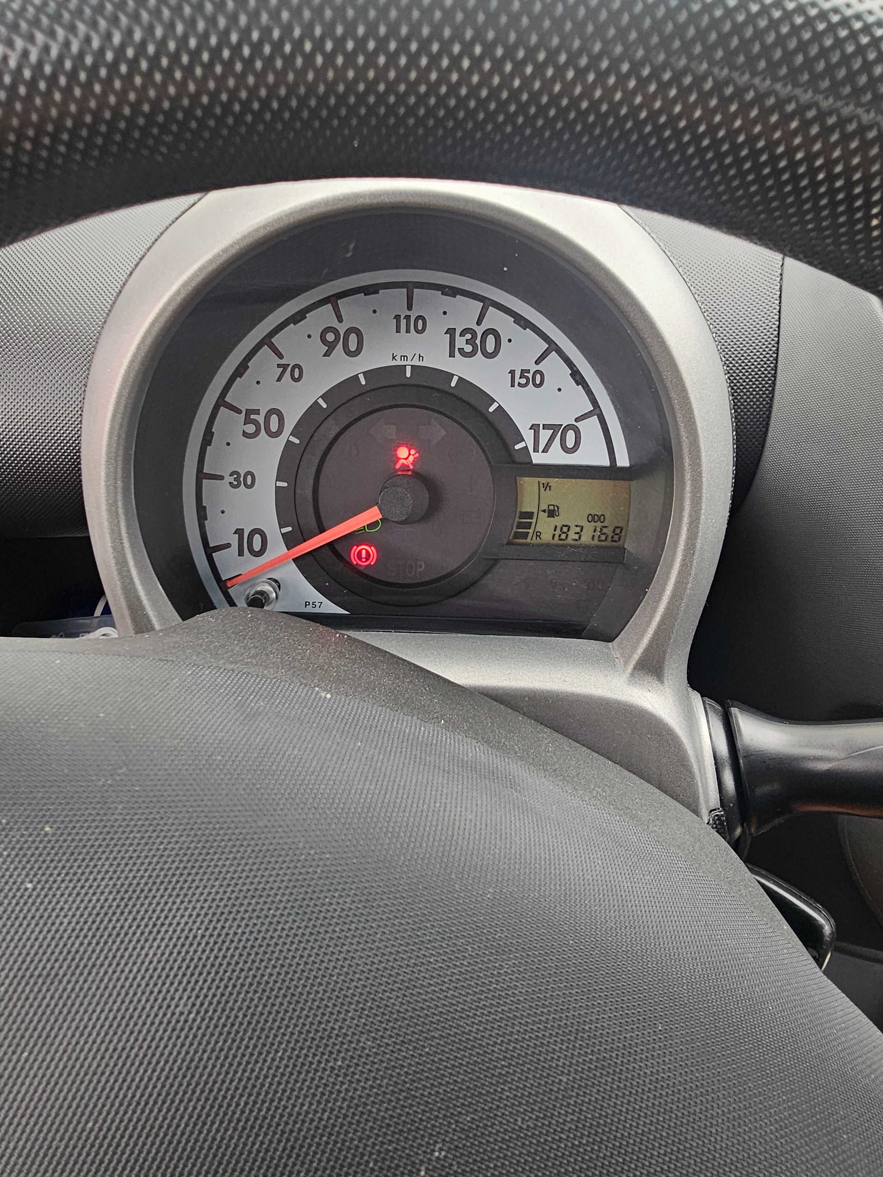 Продана се peugeot  107