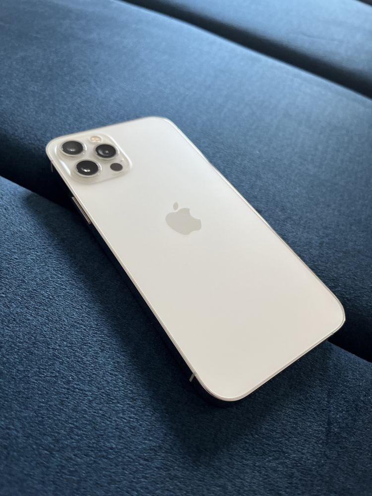 iPhone 12 PRO 128GB Silver Neverlocked