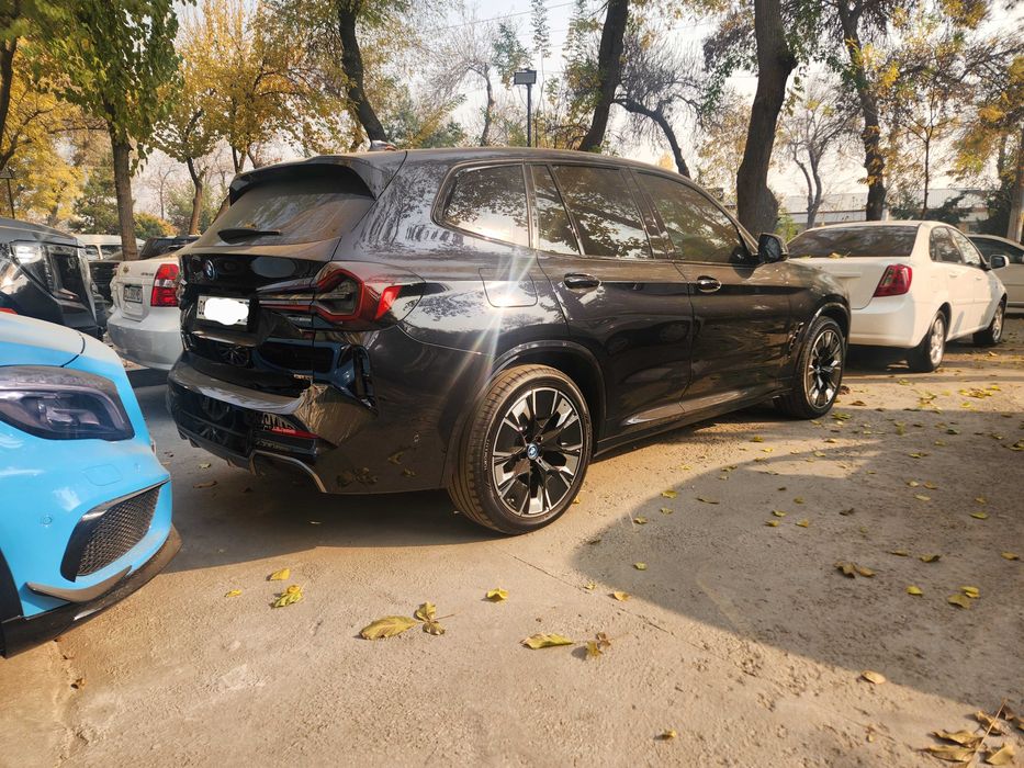 BMW iX3 2023 йил, EV