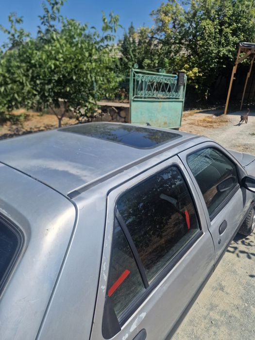 Ford fiesta 1,3 benzina