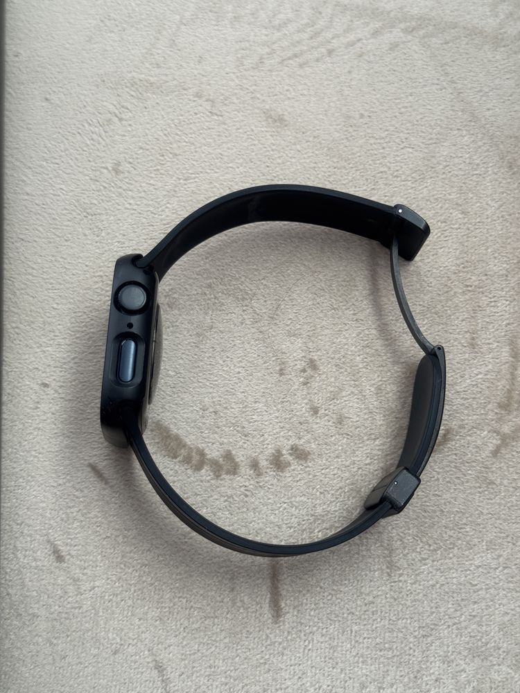 Продавам Apple Watch Nike Series 7