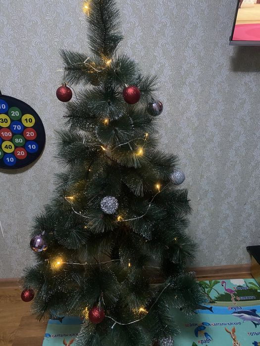 Елка искуственная 150 см в высоту