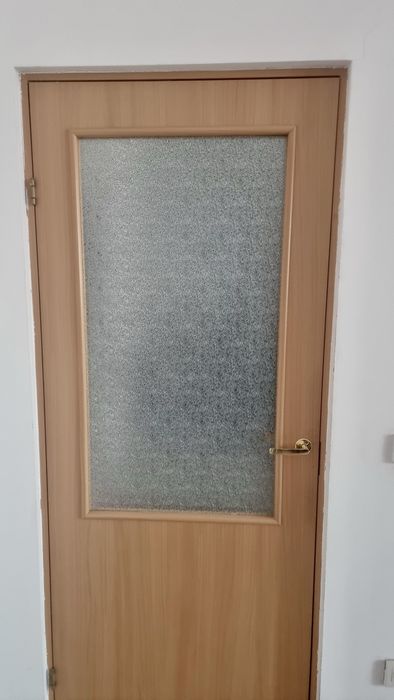 Продам межкомнатные двери