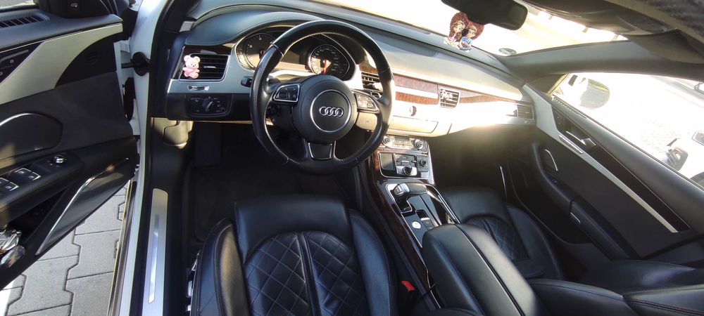 Audi A8 2011 4.2 TDI Quattro 410 CP Full Option+Jante originale set