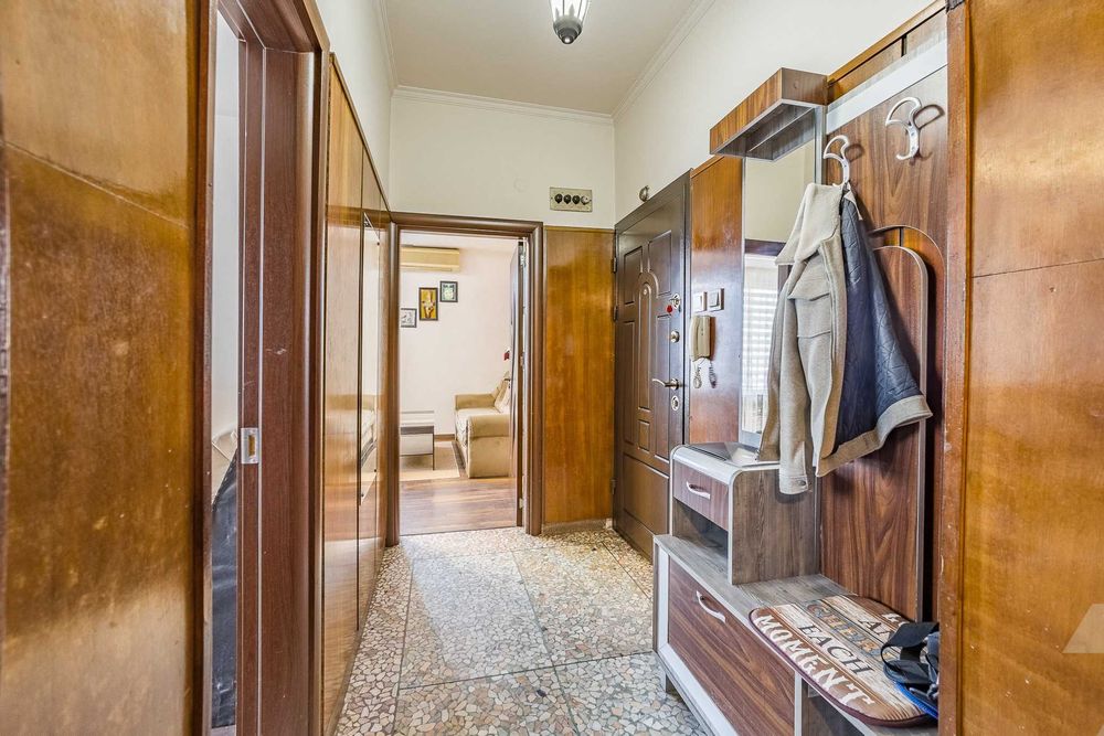 Дава се под наем Тристаен апартамент в София, Медицинска академия - 82 кв.м за 897.6 € - Снимка #7