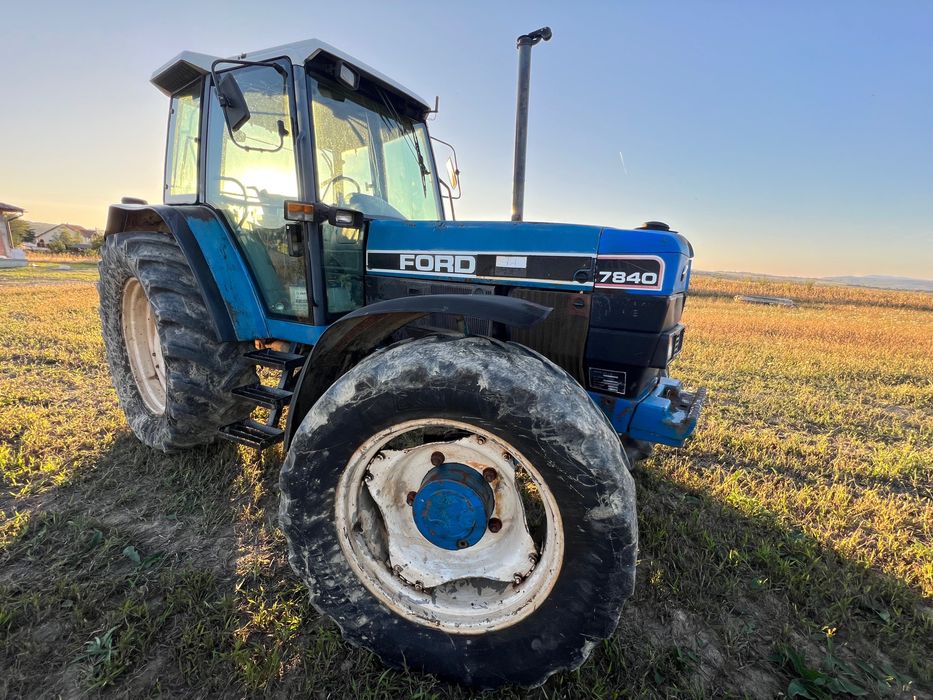 Tractor Ford NewHolland 7840 6 cilindrii 100cp