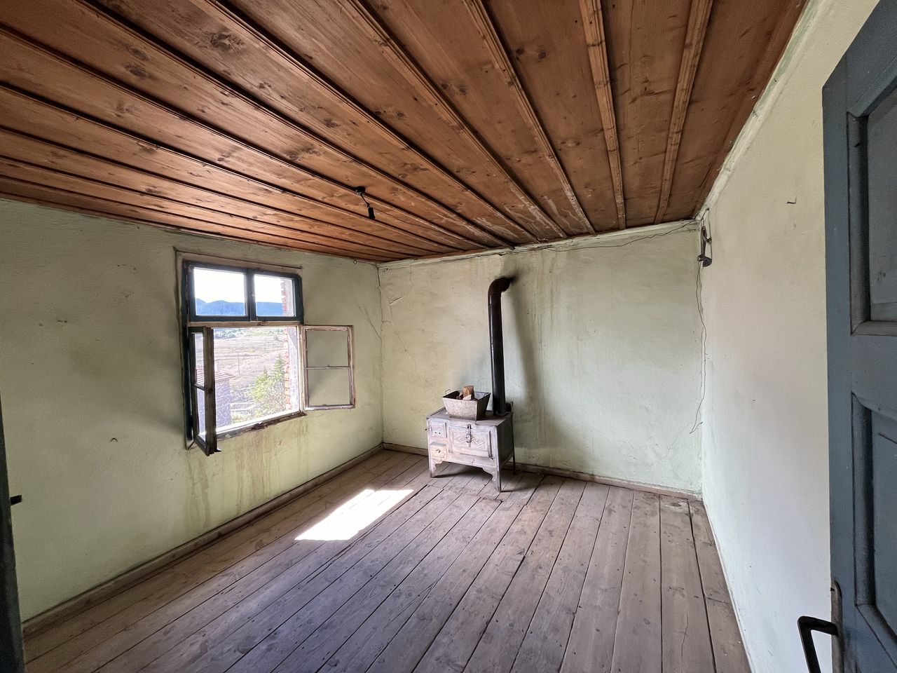 Продава се Къща в Пловдив, Гагарин - 200 кв.м за 268 €/кв.м - Снимка #6