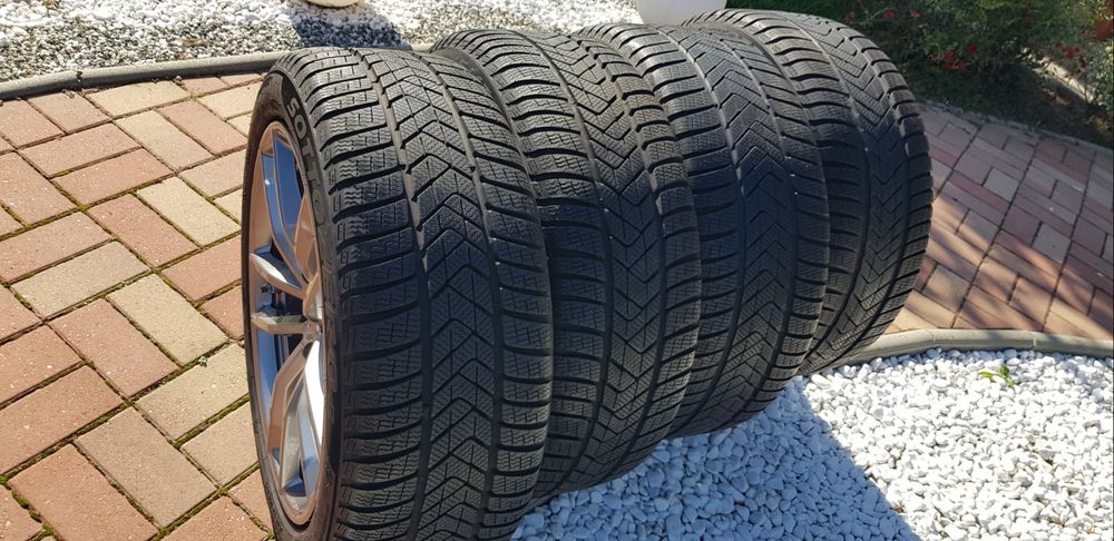 Jante BMW seria 5 G30 G31 M pachet 275 40 18 / 245 45 18 echip iarna
