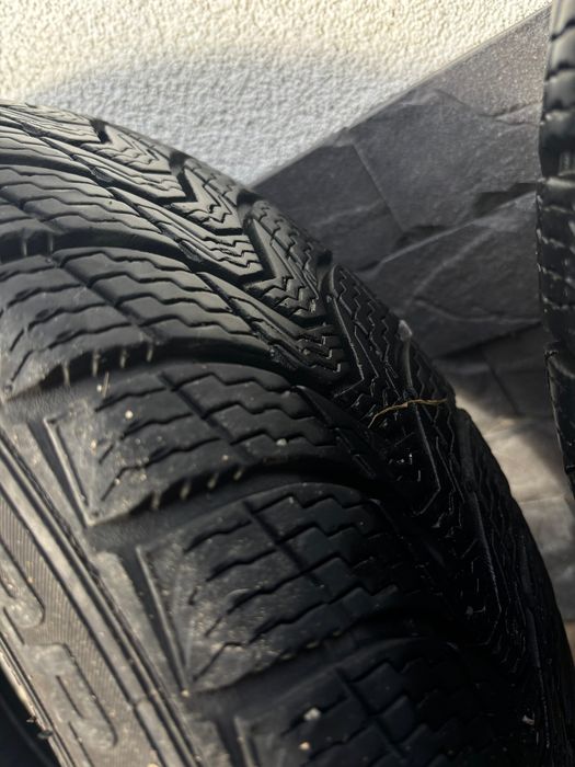 Set 4 anvelope pentru iarna puțin purtate