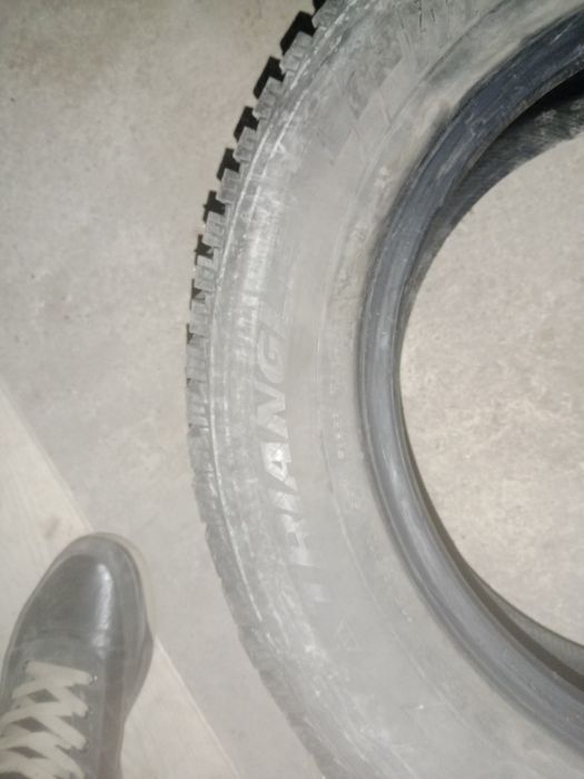 Зимняя резина  шипами