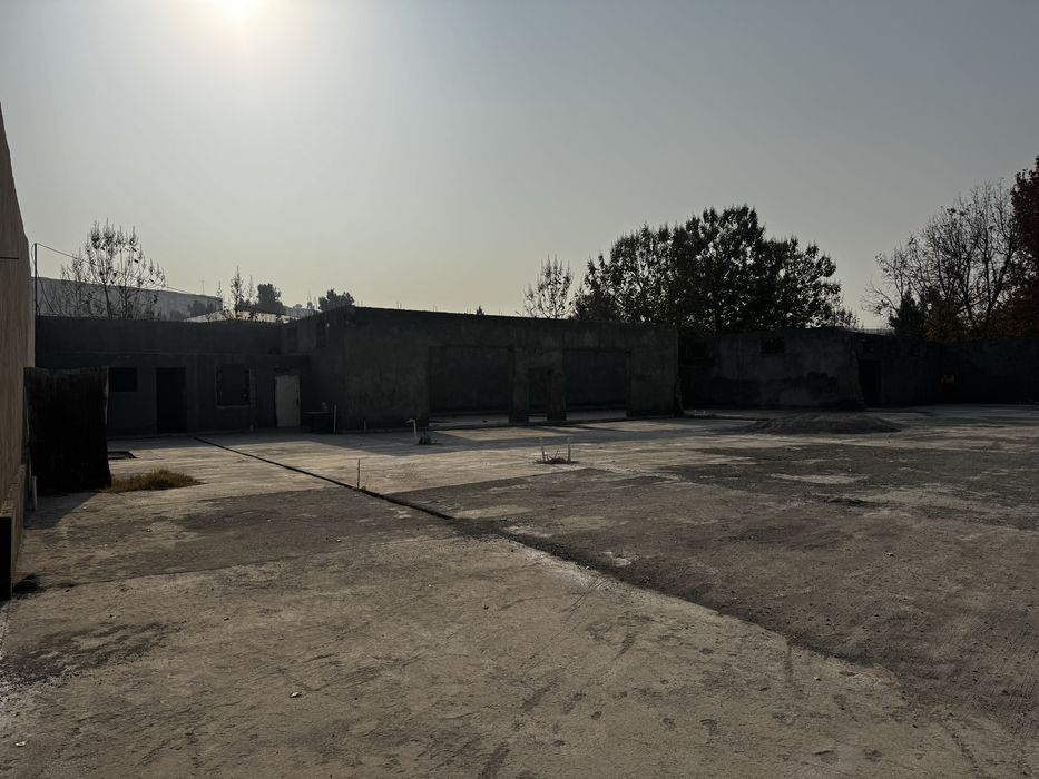 Сдается под склад, штафстоянку и для сервиса