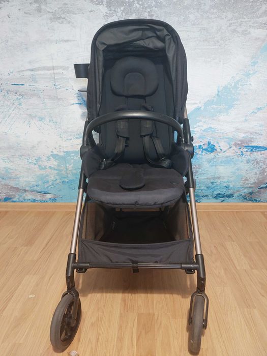 Cărucior Cybex Melio Black – ușor, elegant, bine întreținut