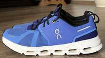 Adidasi On Cloud 5…. Marime 38