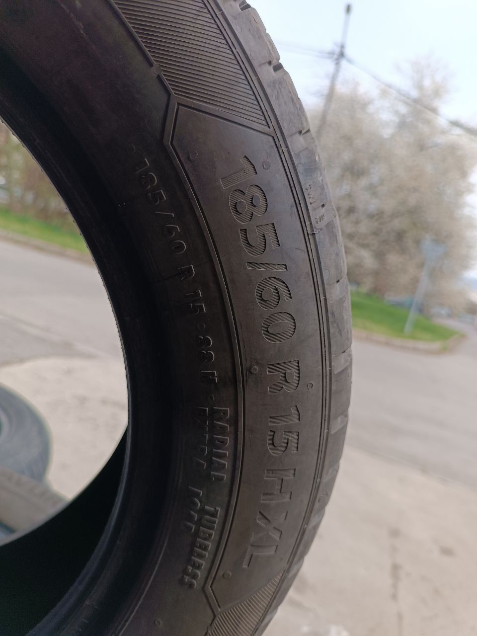 Продавам летни гуми топ цена