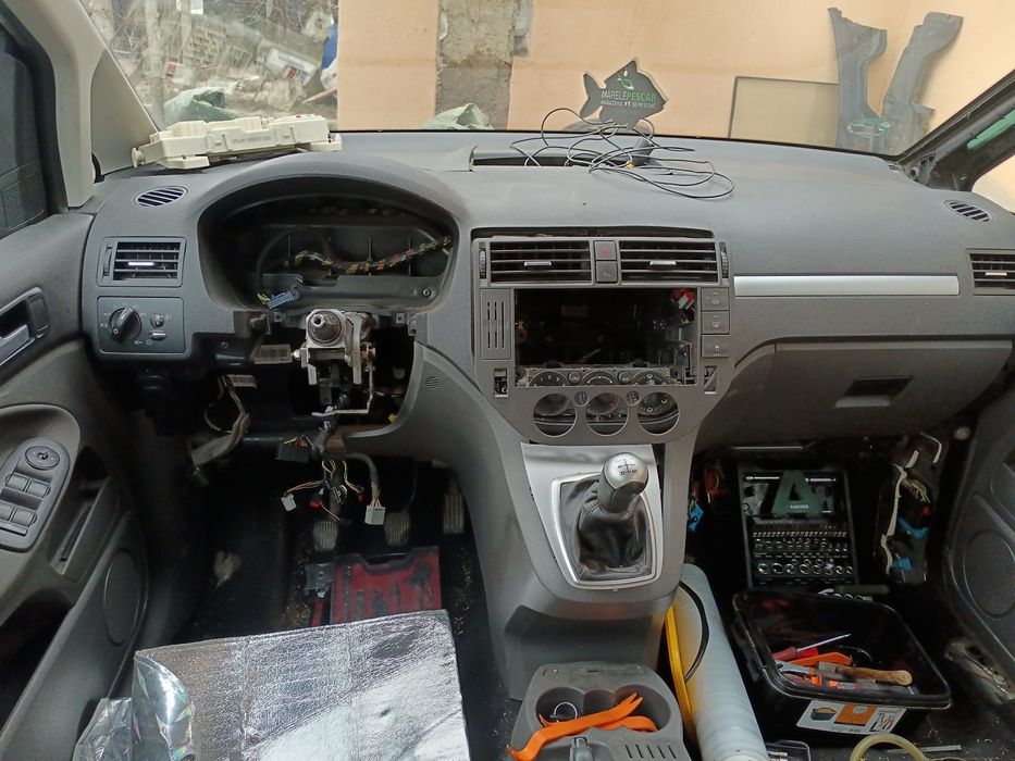 Dezmembrez  ford c max