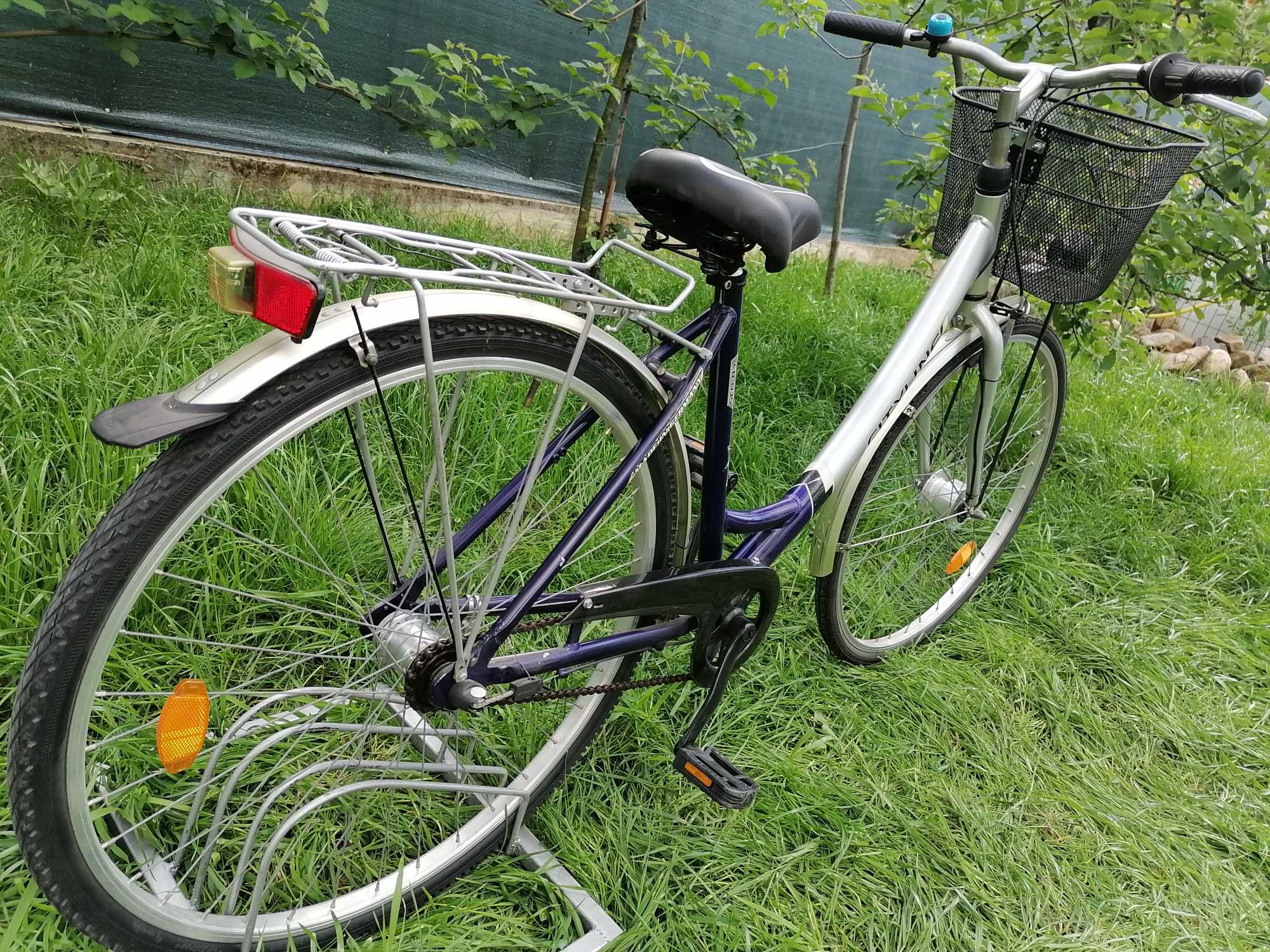 Bicicleta dama CITYLINE, roti 28,frana picior si 3 viteze!