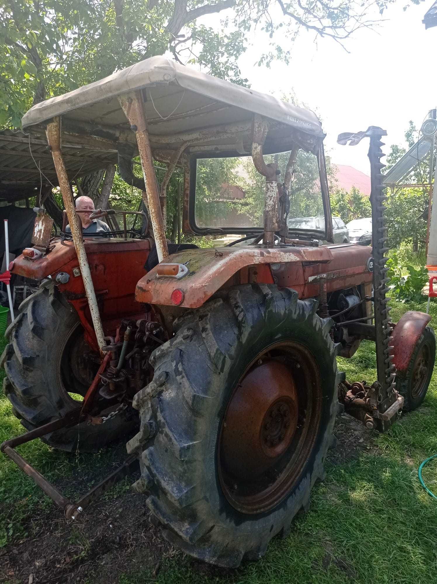 Tractor Massey Ferguson 135