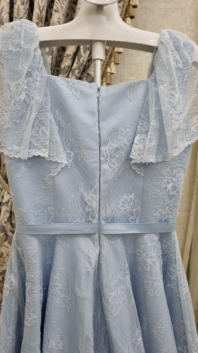 Вечернее платье миди