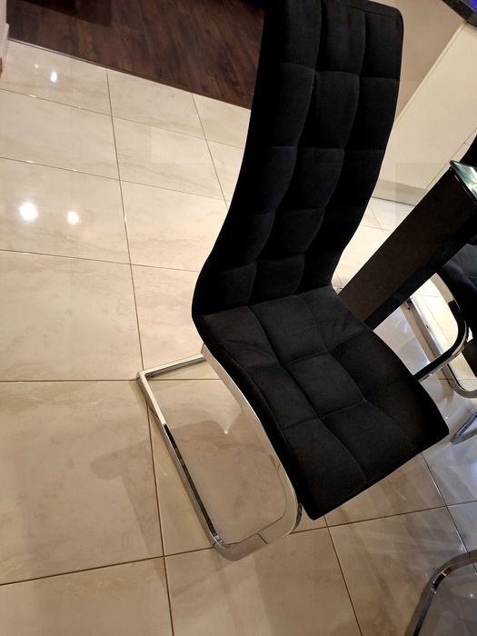 Маса и 6 стола за трапезария