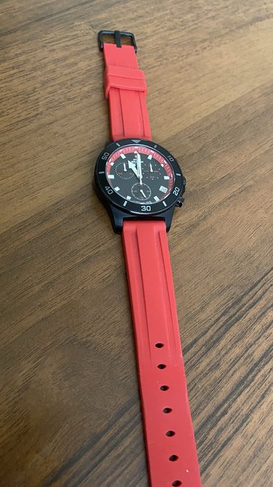 Продаются швейцарские часы Swiss Military