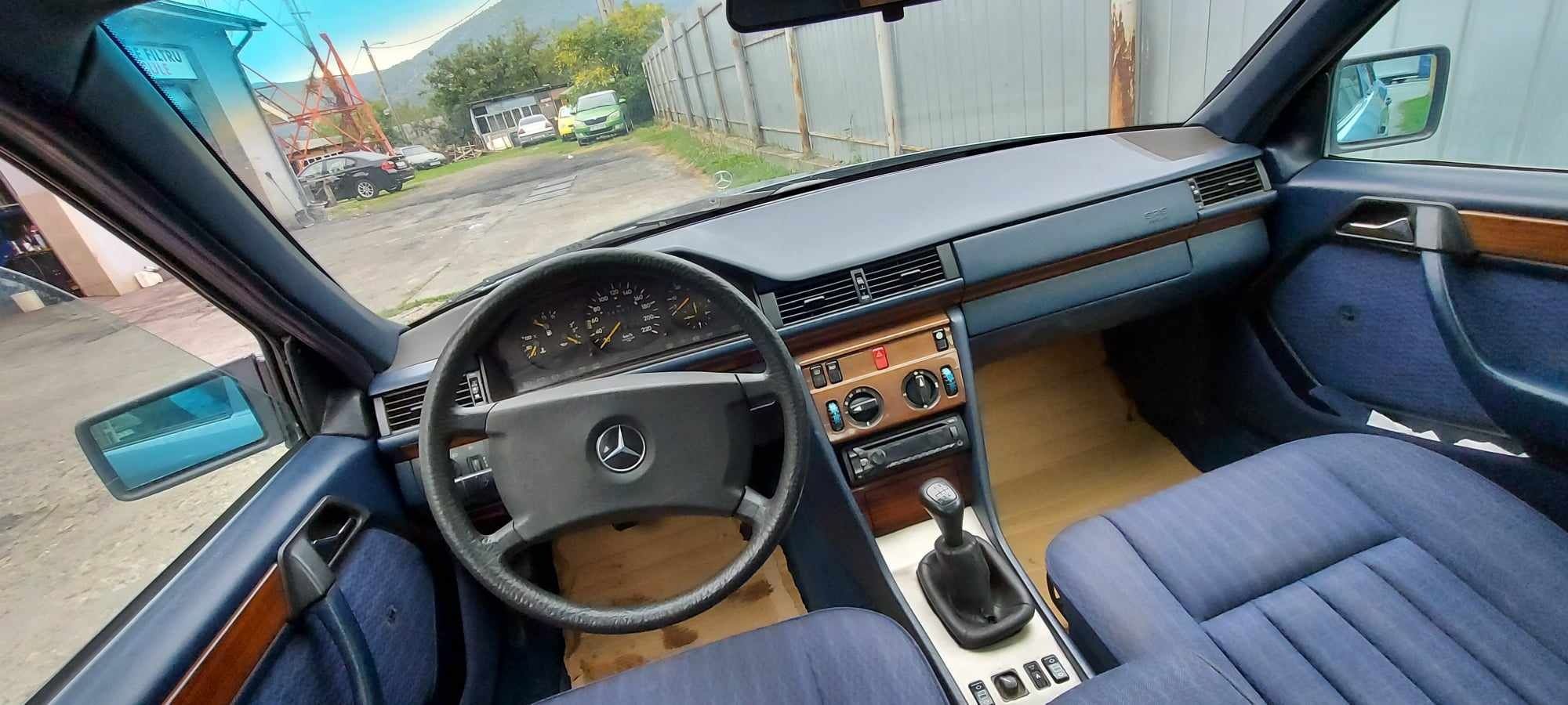Mercedes Benz W124 200d