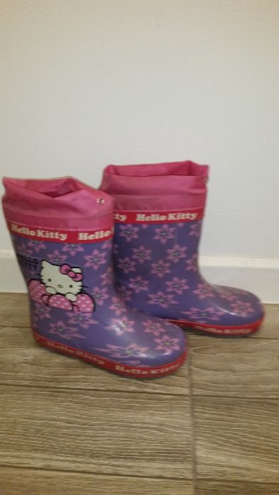 продам резиновые сапоги 30 размер