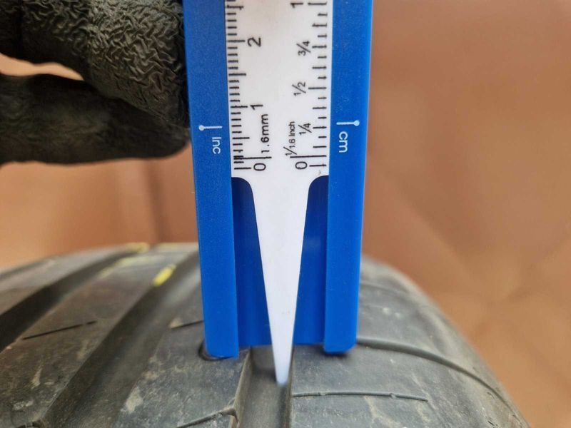 2 Goodyear R17 205/55 Anvelope de vară DOT2822