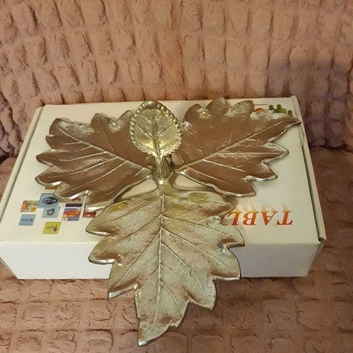 Старинно ретро Плато/Листо