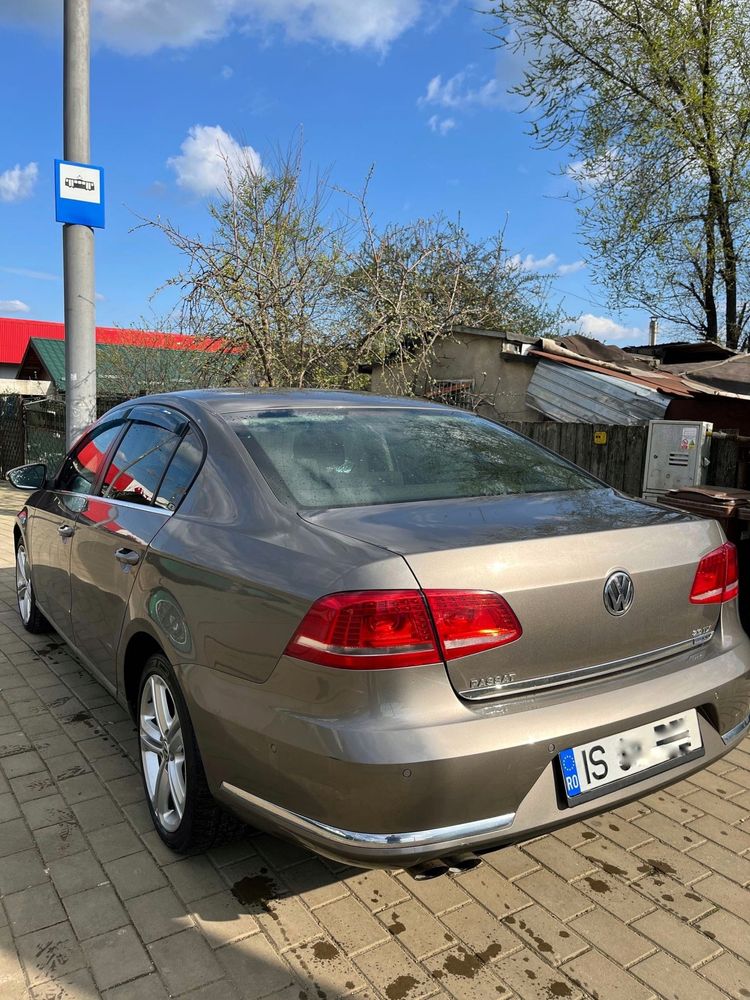 VW Passat B7 2.0.