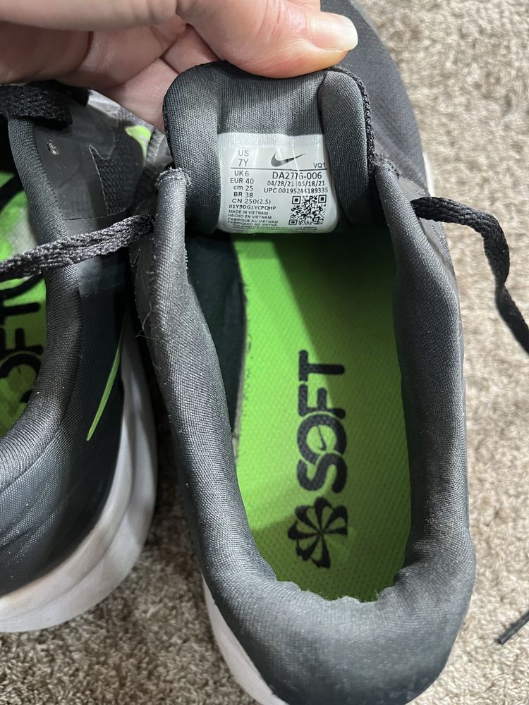 Маратонки Nike