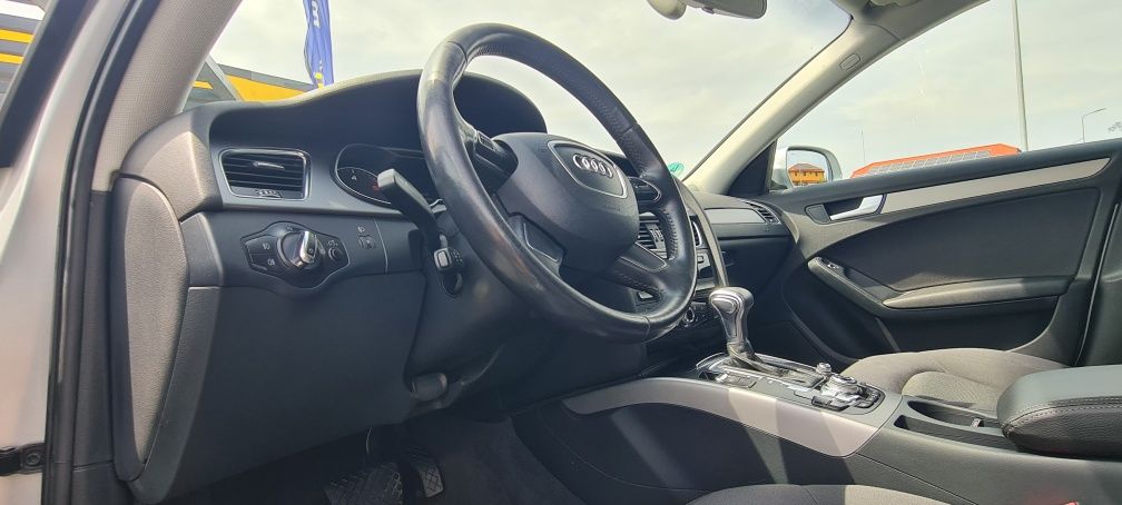 Audi a4 2013 luna 7 automata 2l diesel