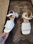 Sandale 37  albe dama piele Flavia Passini