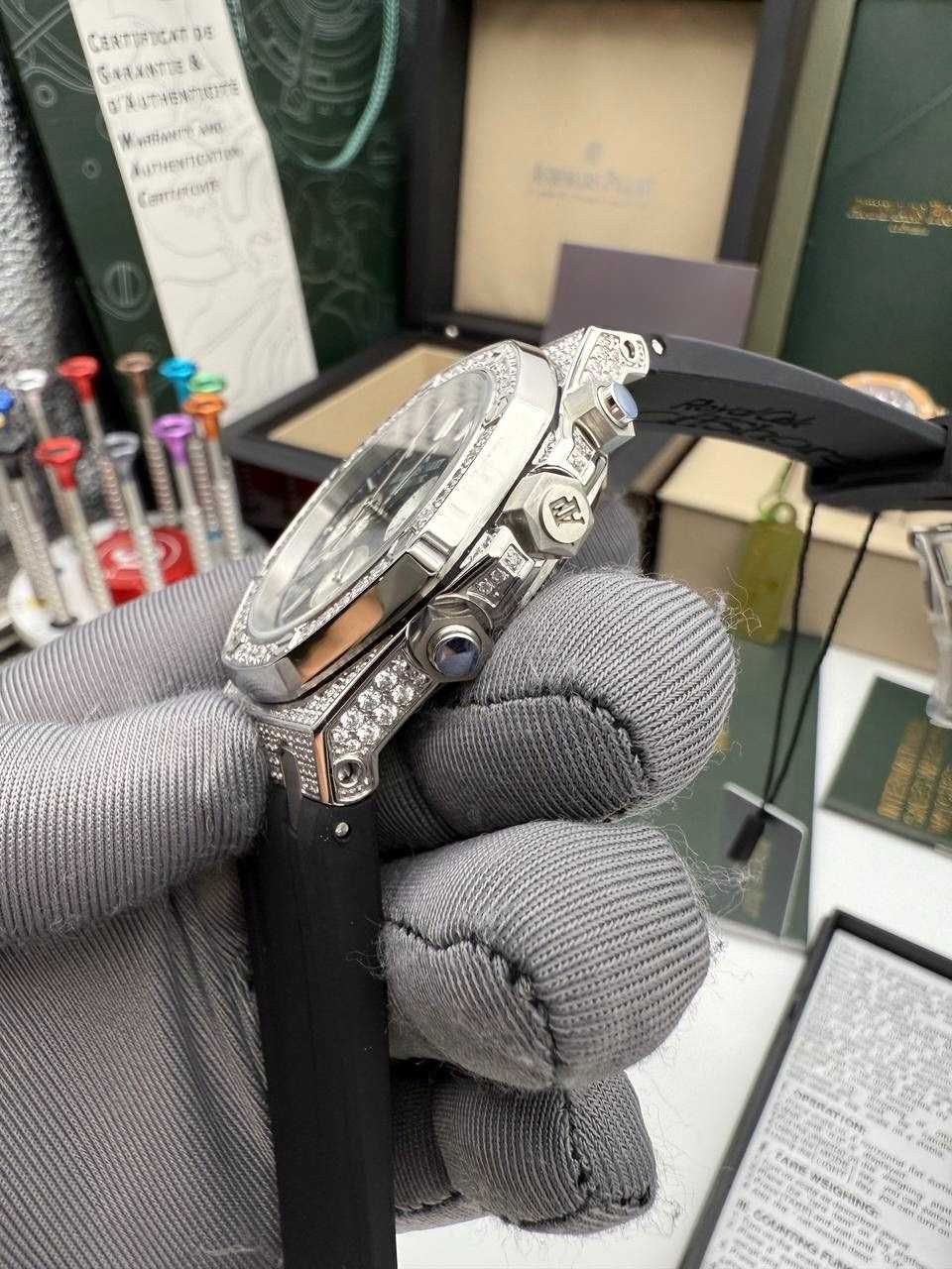 audemars piguet royal oak icedout full diamond black dail