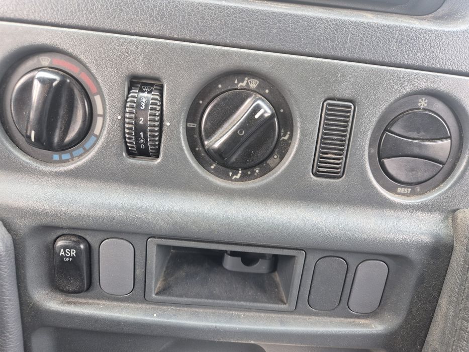 Autoplatforma Mercedes Sprinter 313