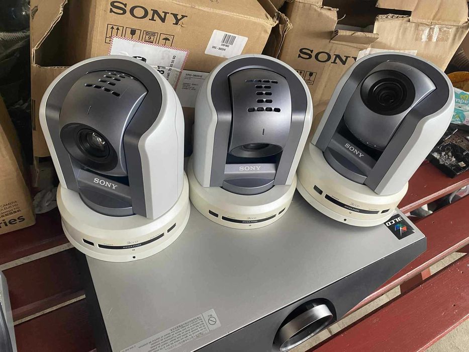Sistem supraveghere Profesional Sony AWS-G500E Anycast Station +Camere