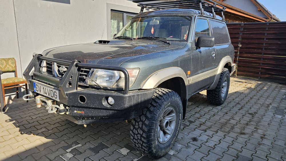 Vând nissan patrol autoutilitara gr 3.0  turbo an 2003