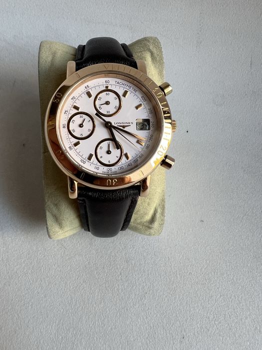 18 k aur Longines Chronograph Automatic cal.L685.2