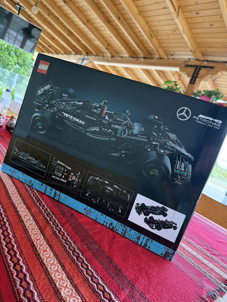Lego Mercedes - AMG F1 W14 E Performance