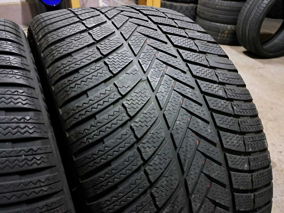 2 amvelope 315/35 R21 Bridgestone
