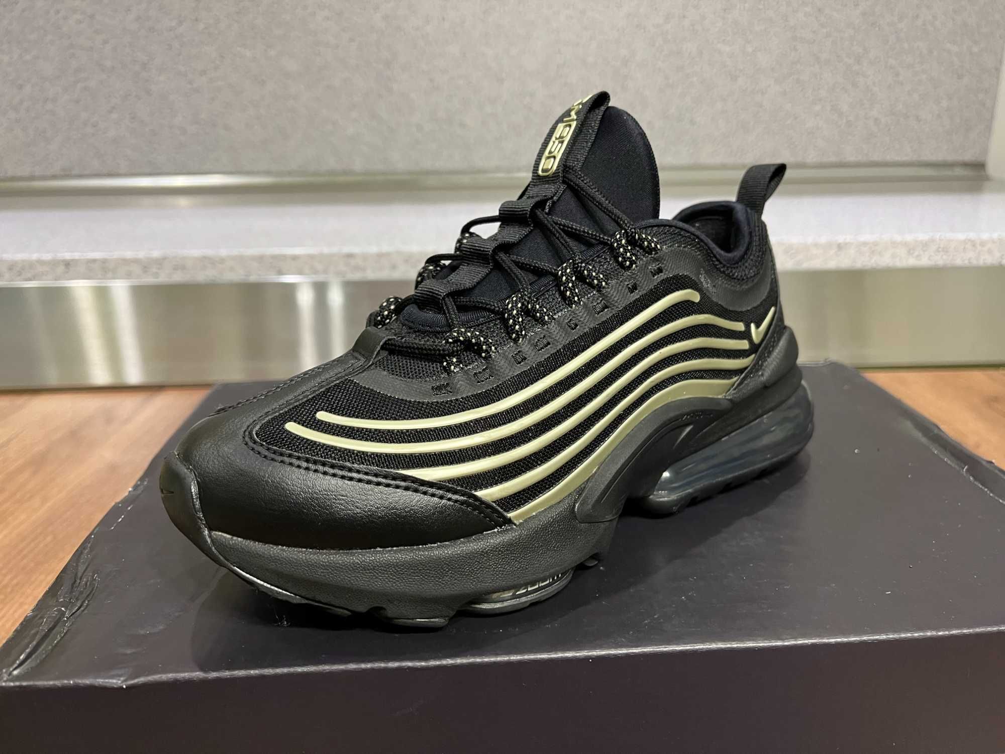 ОРИГИНАЛНИ *** Nike Air Max ZM950 “Black/Met Gold”