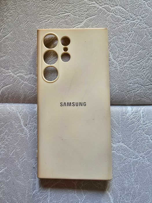 Продам чехол на Samsung S24 Ultra
