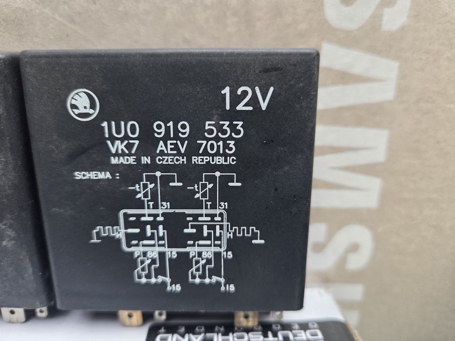 Releu 455 incalzire scaune Skoda Octavia 1 1U0919533