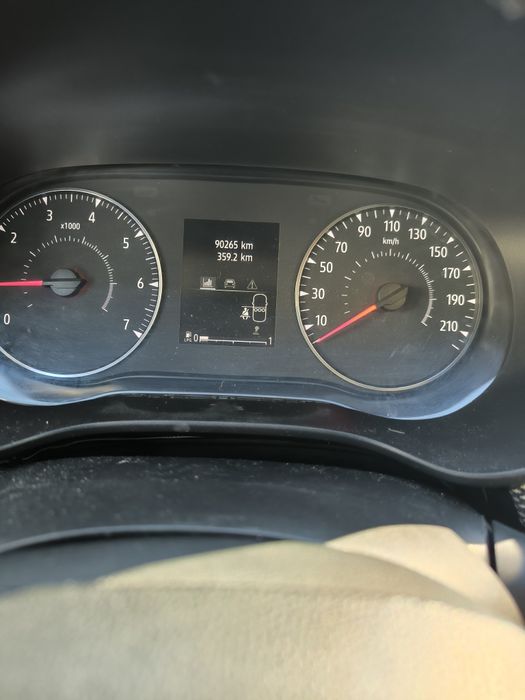 Дачия Сандеро 2023 такси