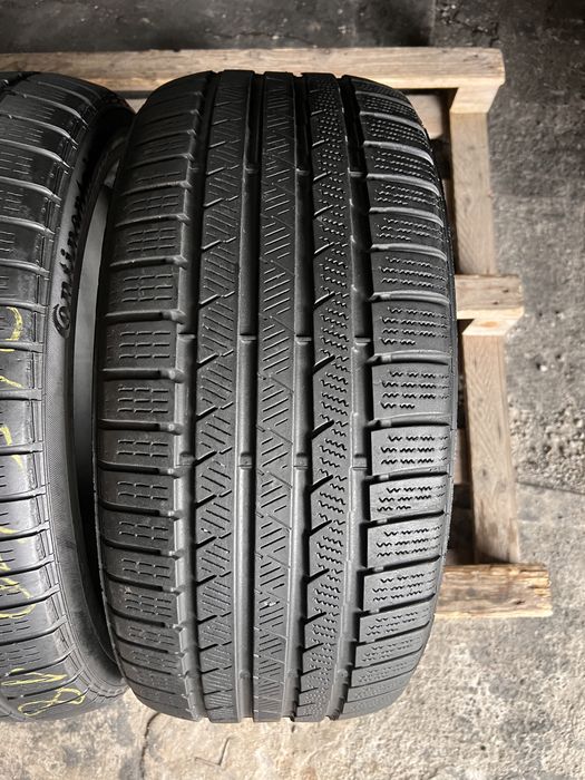 2 anvelope iarna 245/40/18 , Continental
