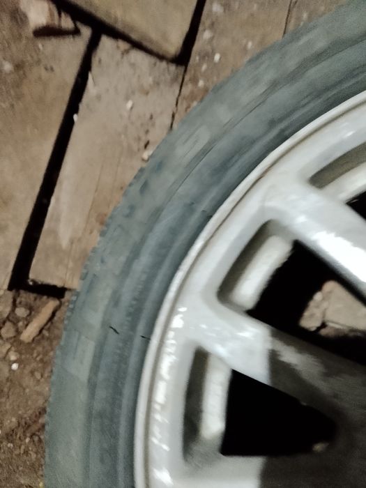 Продам шины р15 б/у с диском