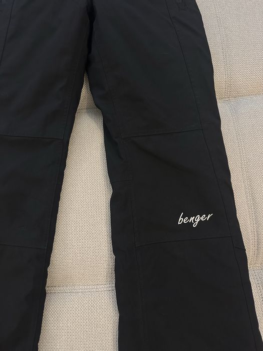 Pantaloni negri de Ski