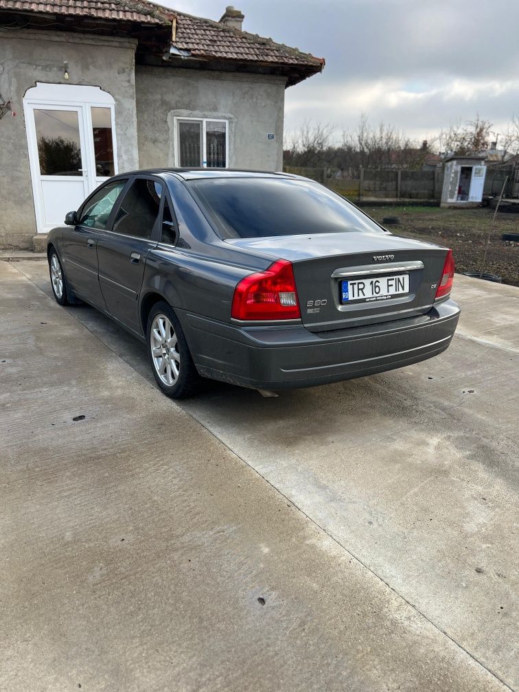 Vand Volvo S80 D5 Automata 2006 255 000 km reali culoare gri 2.4 disel