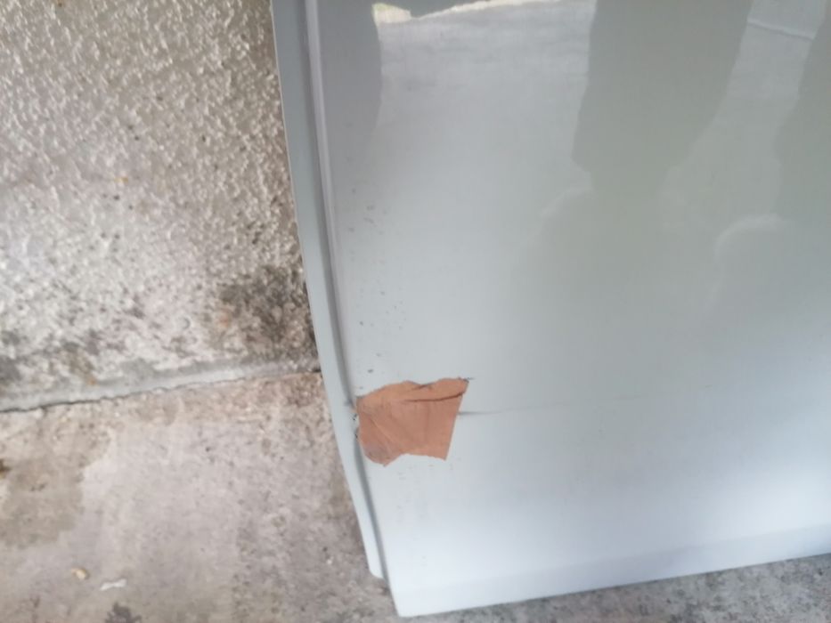 Vând uși față spate  stânga logan